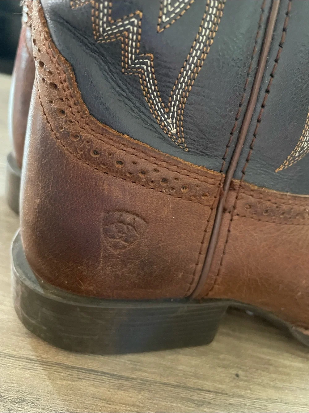 Ariat Kids 2 Tycoon western Arizona Flame pattern square toe brown leather boots